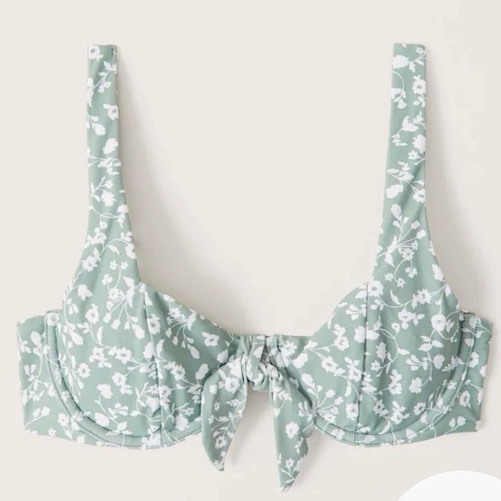 Abercrombie &‎ Fitch Floral Underwire Swimsuit Top